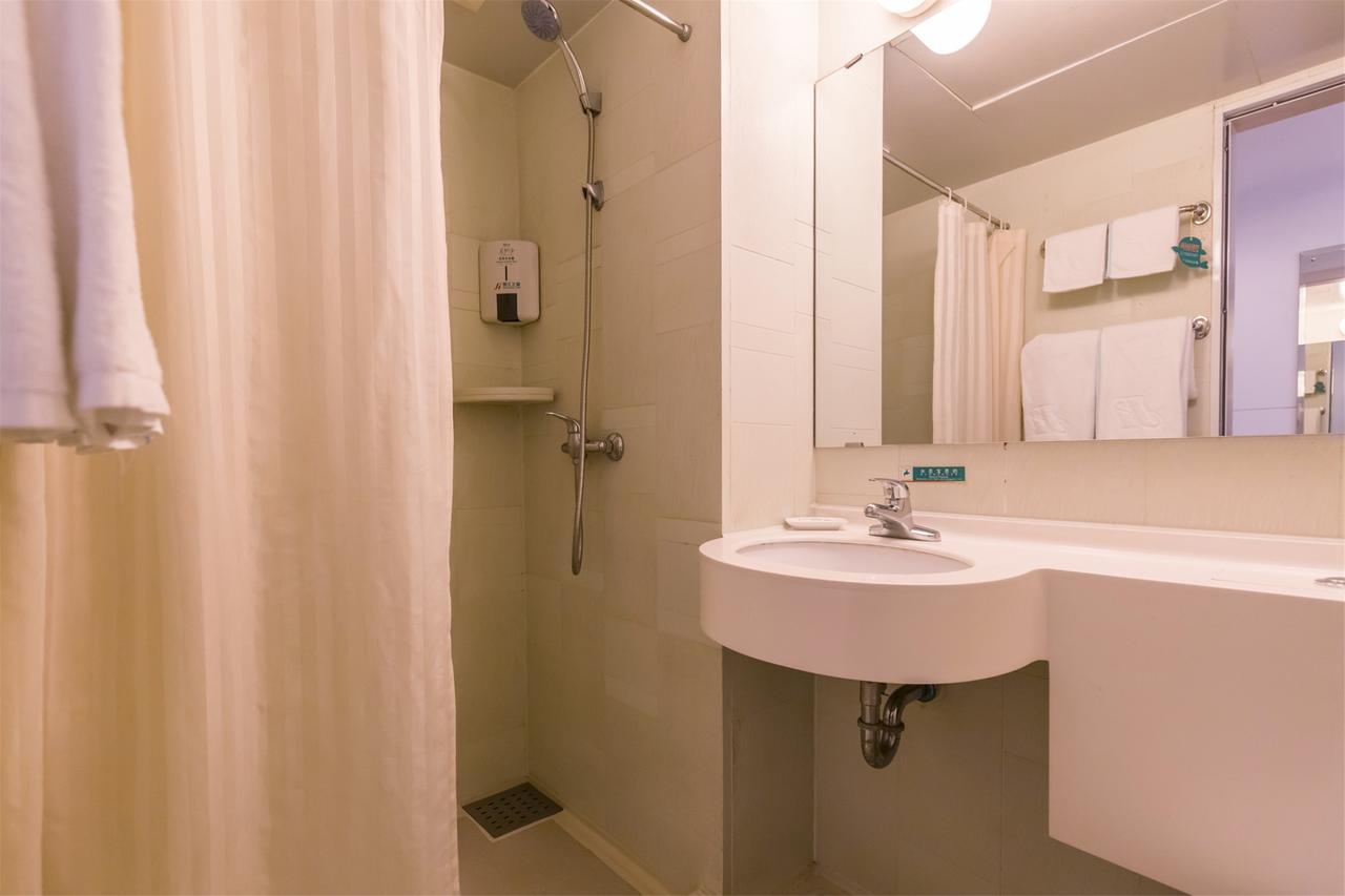 Bestay Hotel Express Shenyang Imperial Palace Huaiyuanmen Subway Station Exterior photo